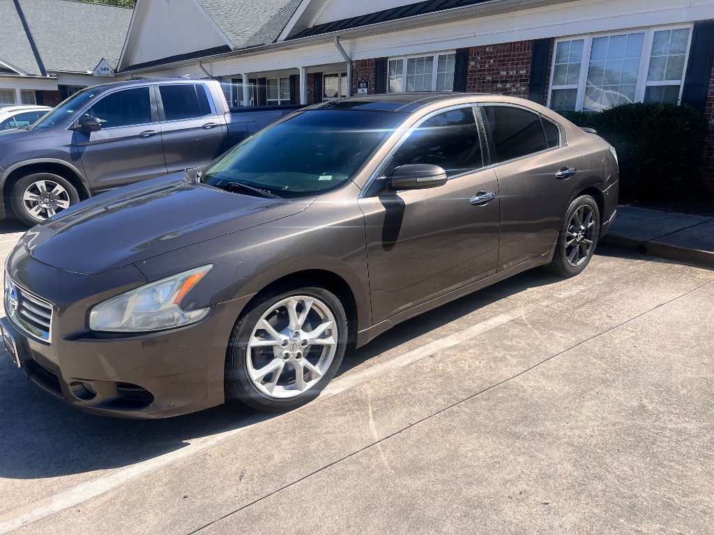 2013 Nissan Maxima SV's photo